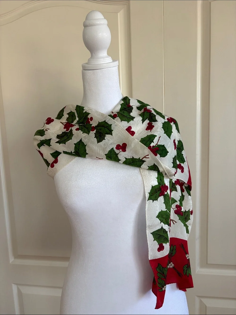 Vintage ECHO SILK HOLIDAY SCARF